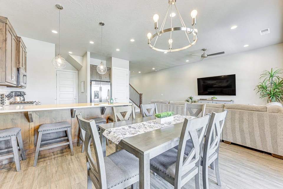Dining Area | 1st Floor