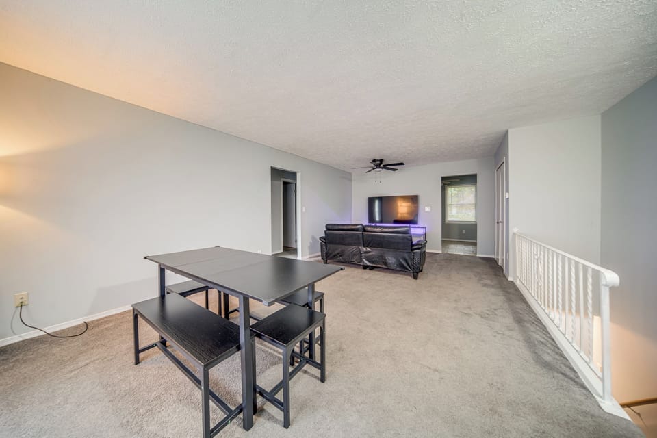 Dining Area | Main Level