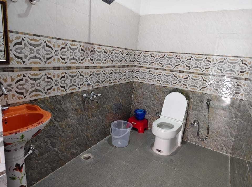 Shaaneshwar Mahadev Hotel & Restaurant Hotel in Uttarakhand