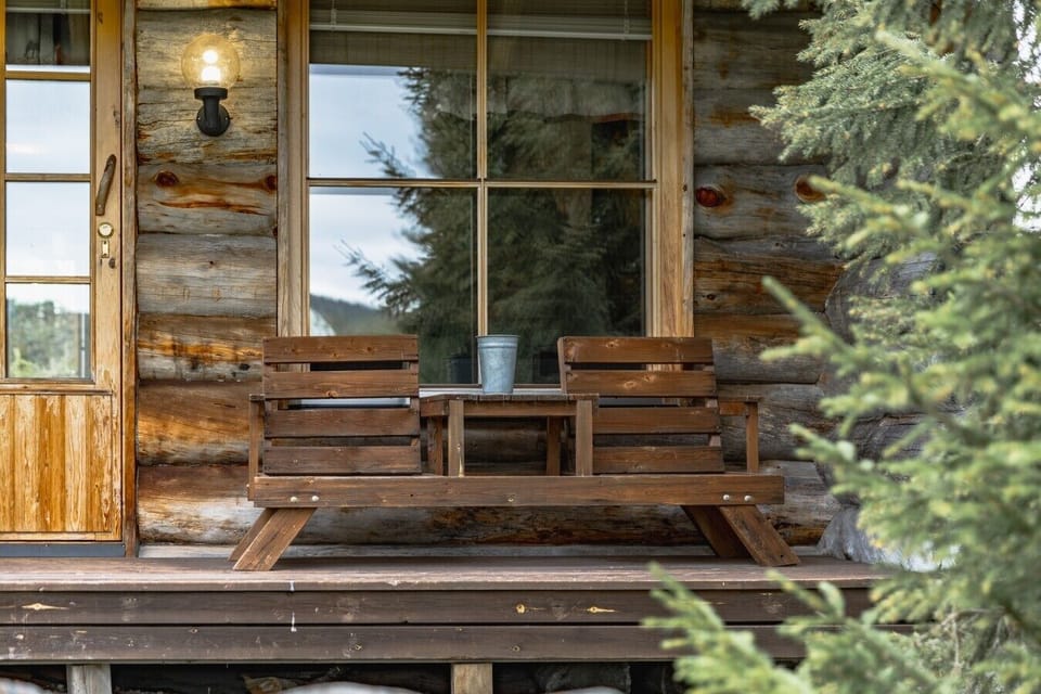 A beautifully set table, ready for dinner.