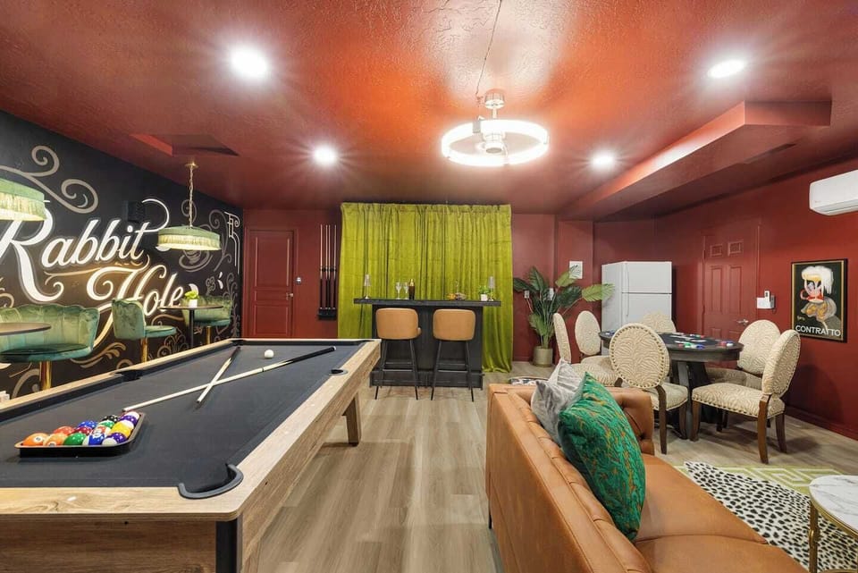 Game room