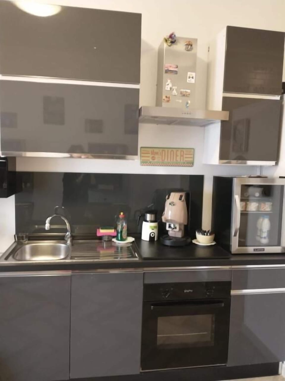 Comfort Double or Twin Room | Private kitchen | Mini-fridge, oven