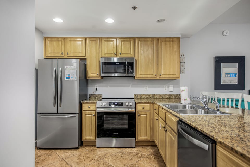 Full Kitchen