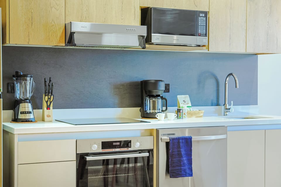 Your fully equipped kitchen makes it easy to prepare meals just the way you like them, with modern appliances and all the essentials at your fingertips.