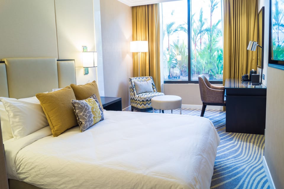 Premium bedding, desk, soundproofing, iron/ironing board (on request)