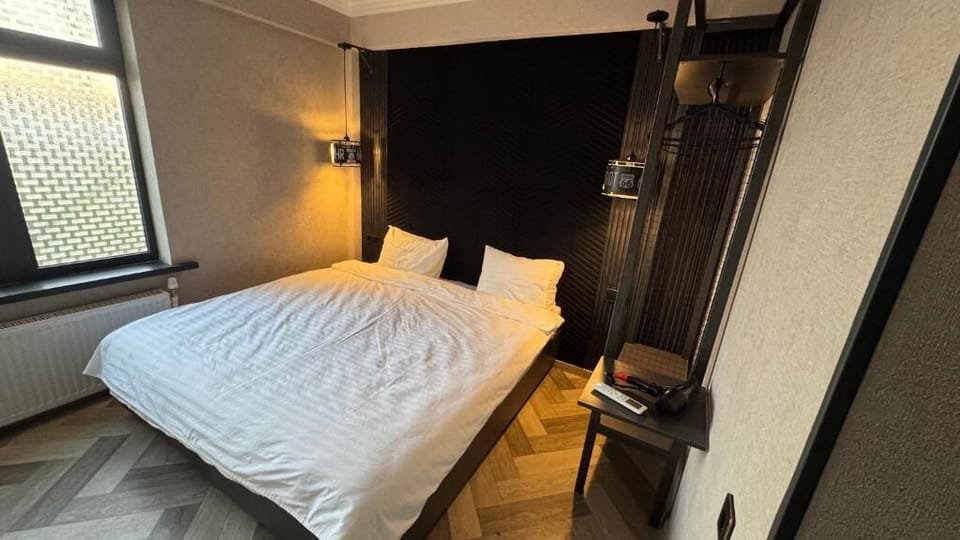 Deluxe Double or Twin Room | WiFi (free)