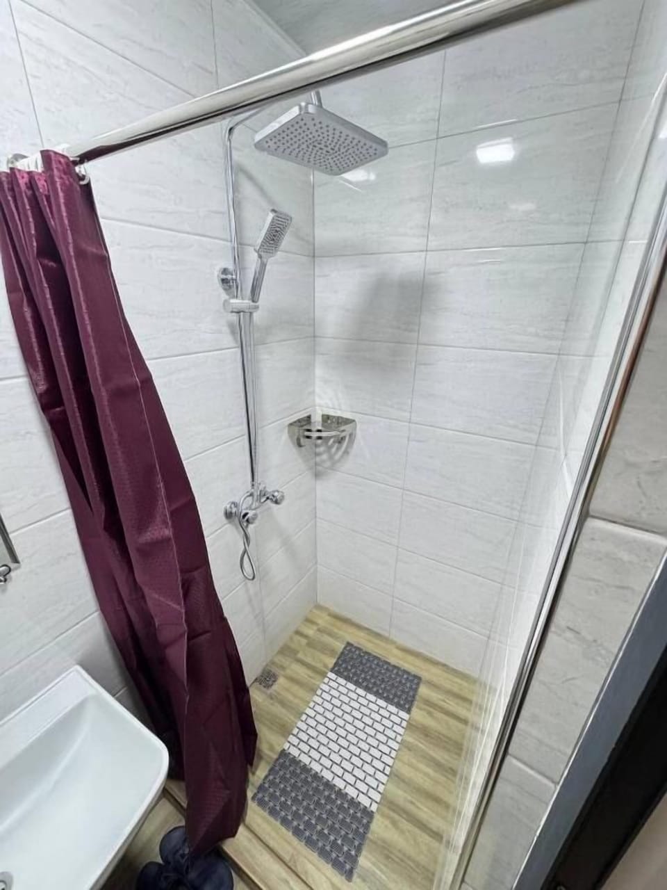 Standard Room | Bathroom