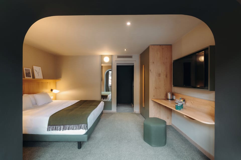 Superior Double or Twin Room | In-room safe, laptop workspace, iron/ironing board (on request)