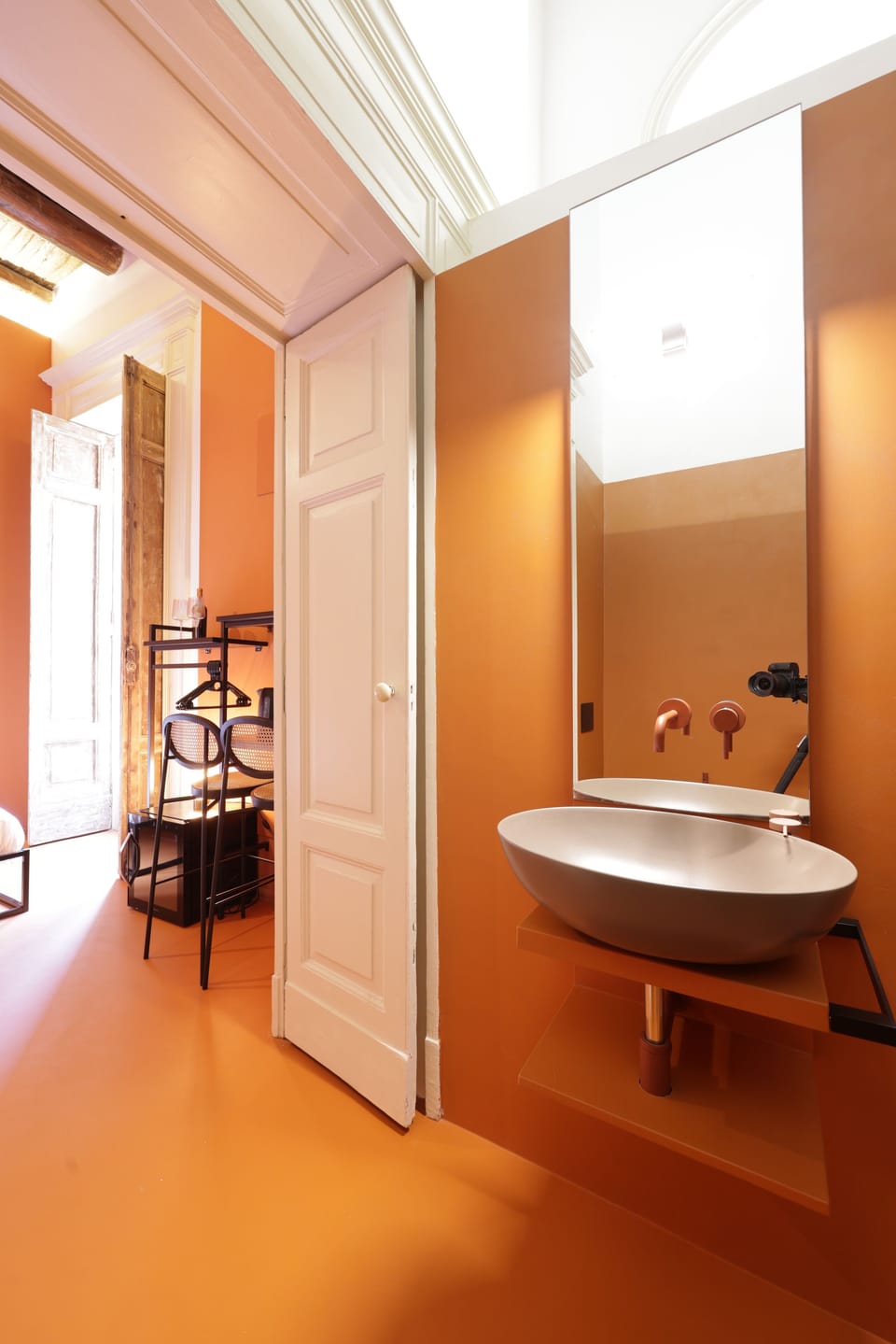 Standard Room, Balcony | Bathroom | Shower, hair dryer, towels, soap