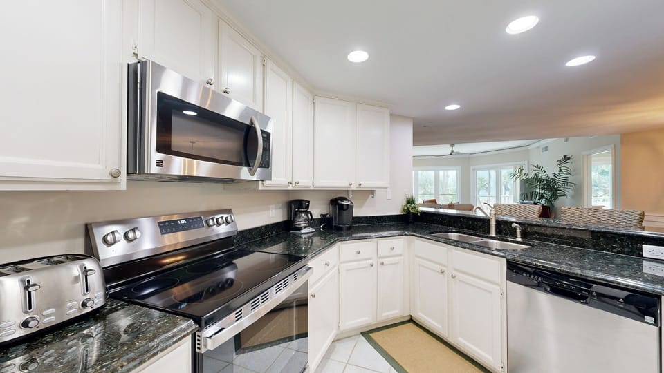 Fully Stocked Kitchen