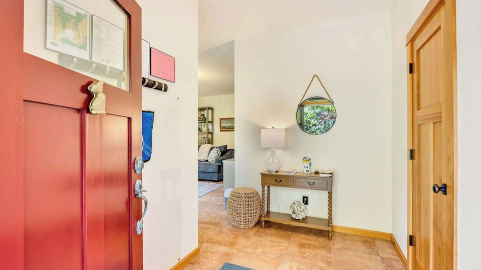 Your relaxing Manzanita escape is waiting.
