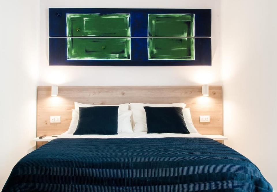 Superior Double Room, Ensuite | Premium bedding, memory foam beds, minibar (some free items)