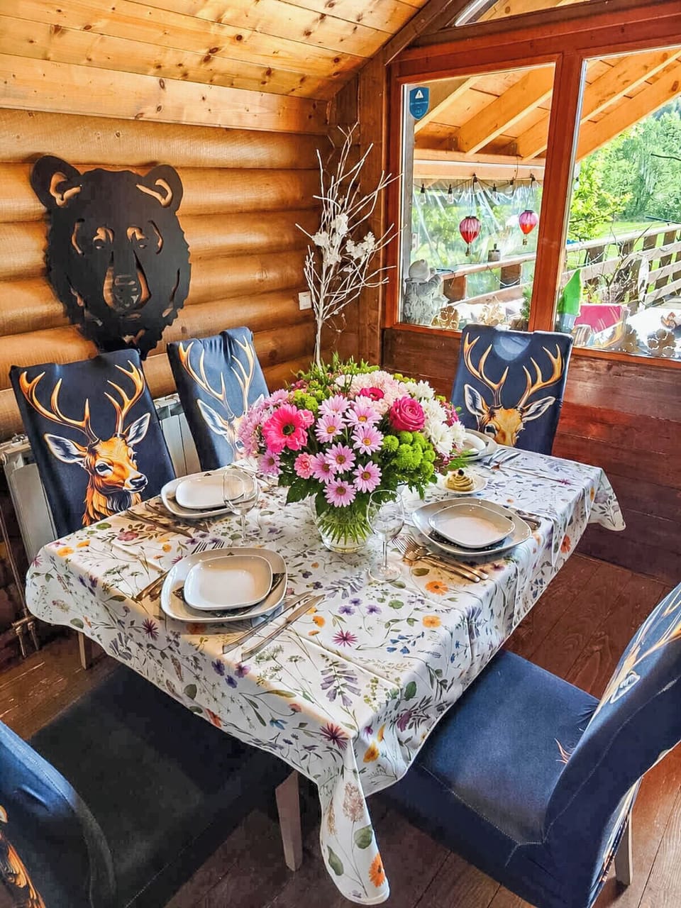 House | Dining