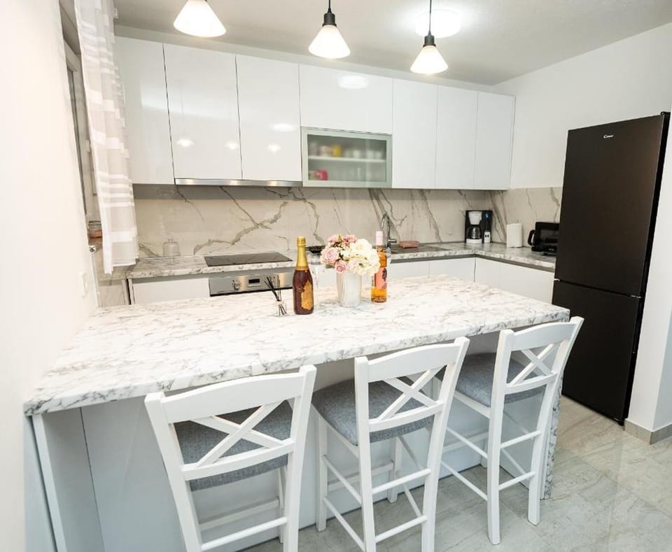 Apartment (A1) | Private kitchen | Espresso maker, fridge, microwave, oven