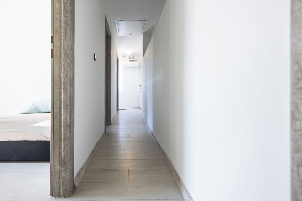 House | Hallway