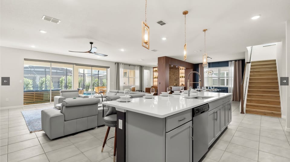 Fully equipped chef's kitchen.