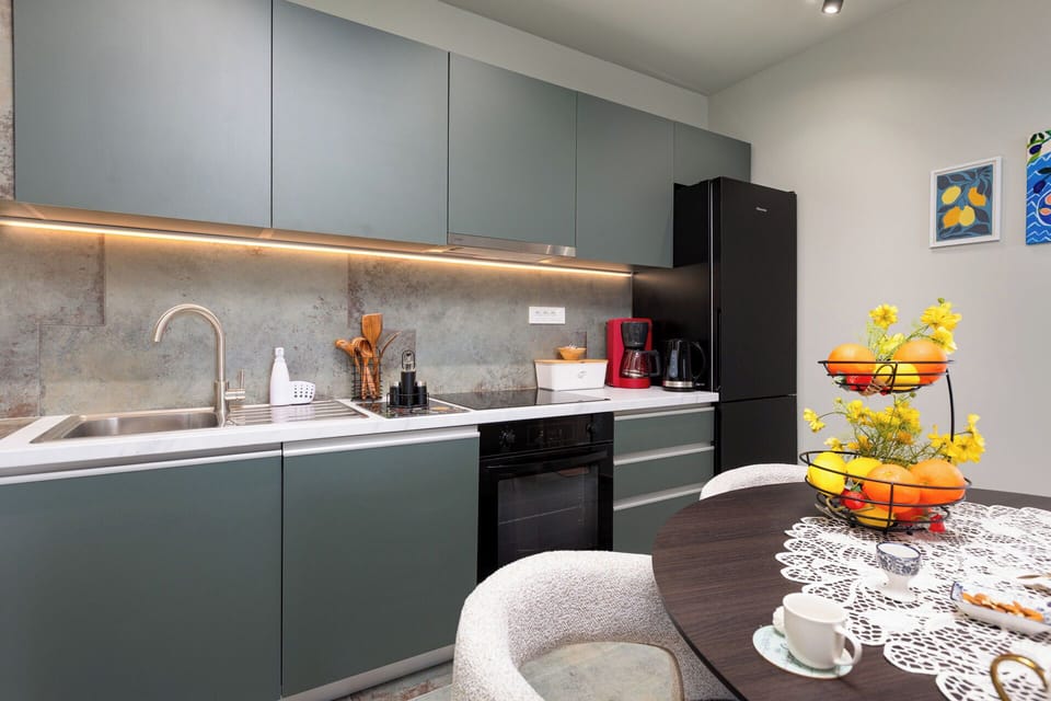Apartment (A1) | Private kitchen | Espresso maker, coffee/tea maker, fridge, oven