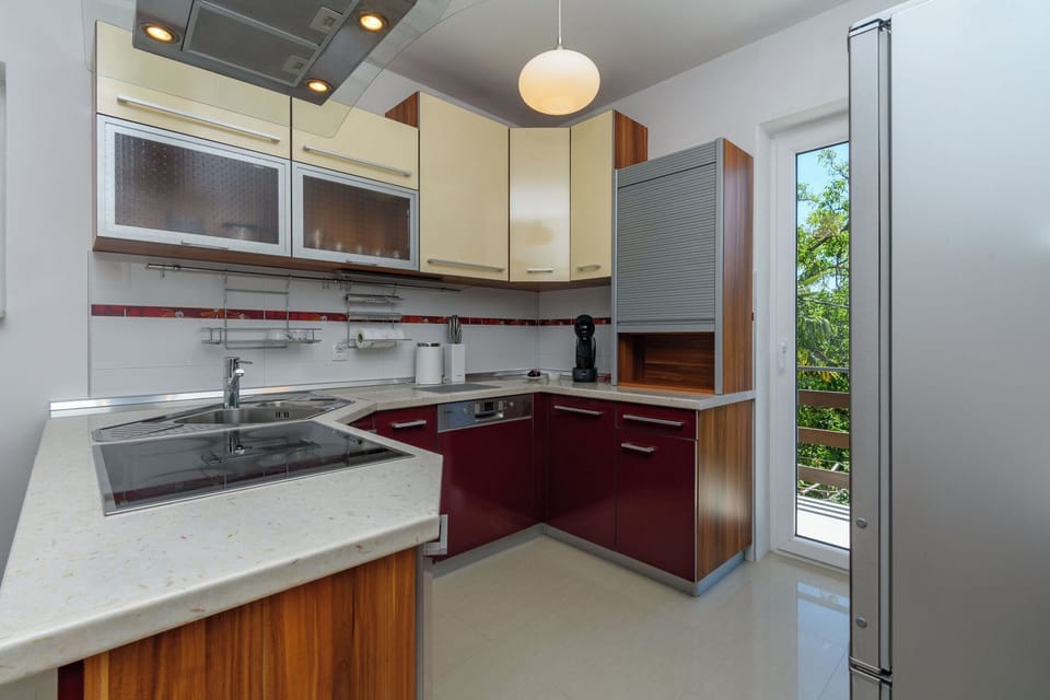Apartment (A1) | Private kitchen | Espresso maker, fridge, microwave, oven