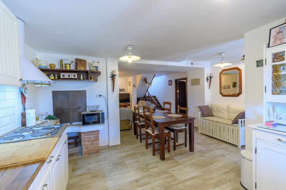 House | Private kitchen | Espresso maker, fridge, microwave, oven