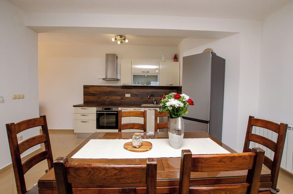 Apartment (A1) | Private kitchen | Espresso maker, fridge, microwave, oven
