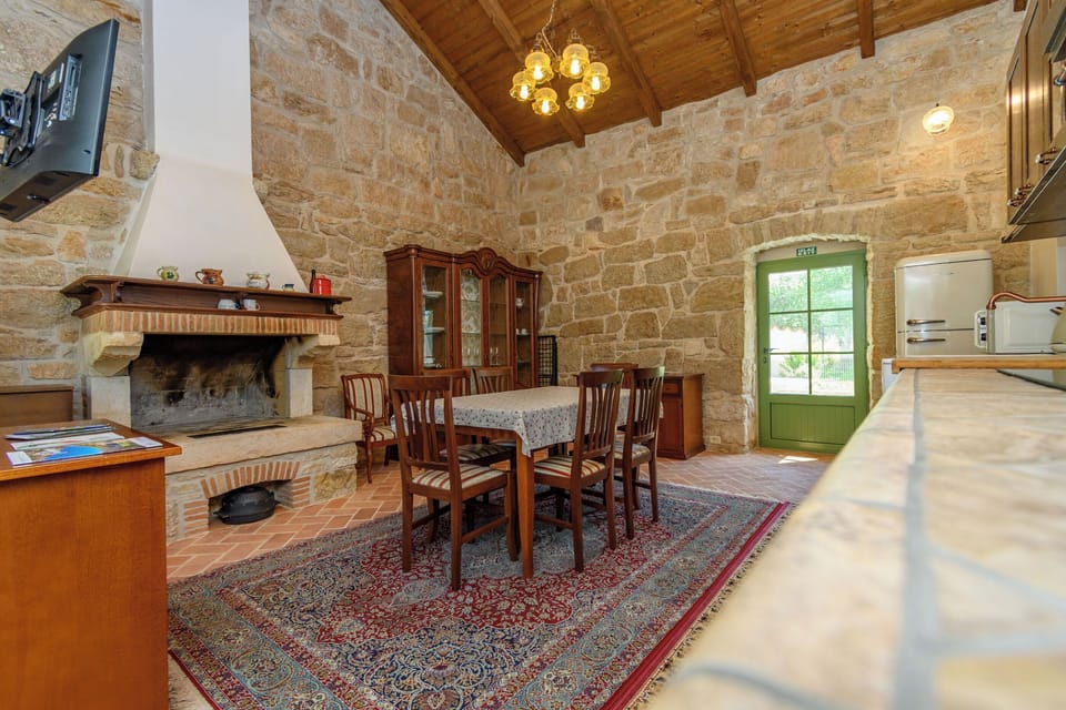 House | Private kitchen | Espresso maker, fridge, microwave, oven
