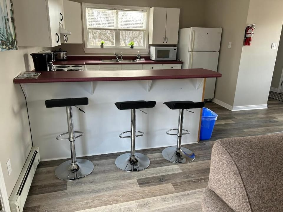 Apartment, Garden View | Private kitchen