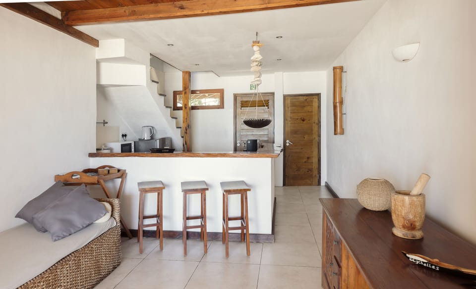 Duplex, 2 Bedrooms, Beach View | Living area | 1-inch flat-screen TV with digital channels, TV