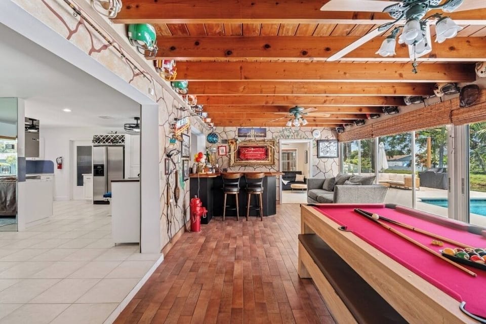 Game room