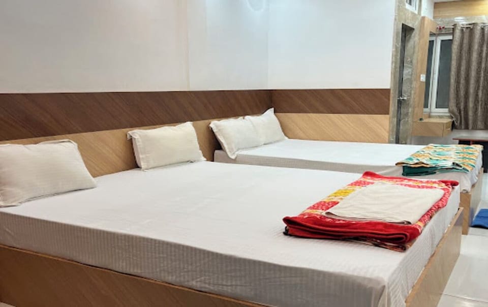 Family Room, Balcony, Hill View | WiFi (free), bed sheets
