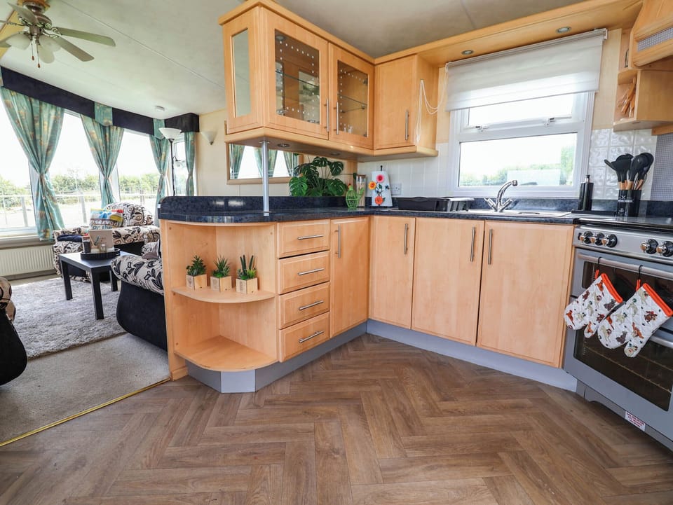 Cottage | Private kitchen | Cookware/dishes/utensils
