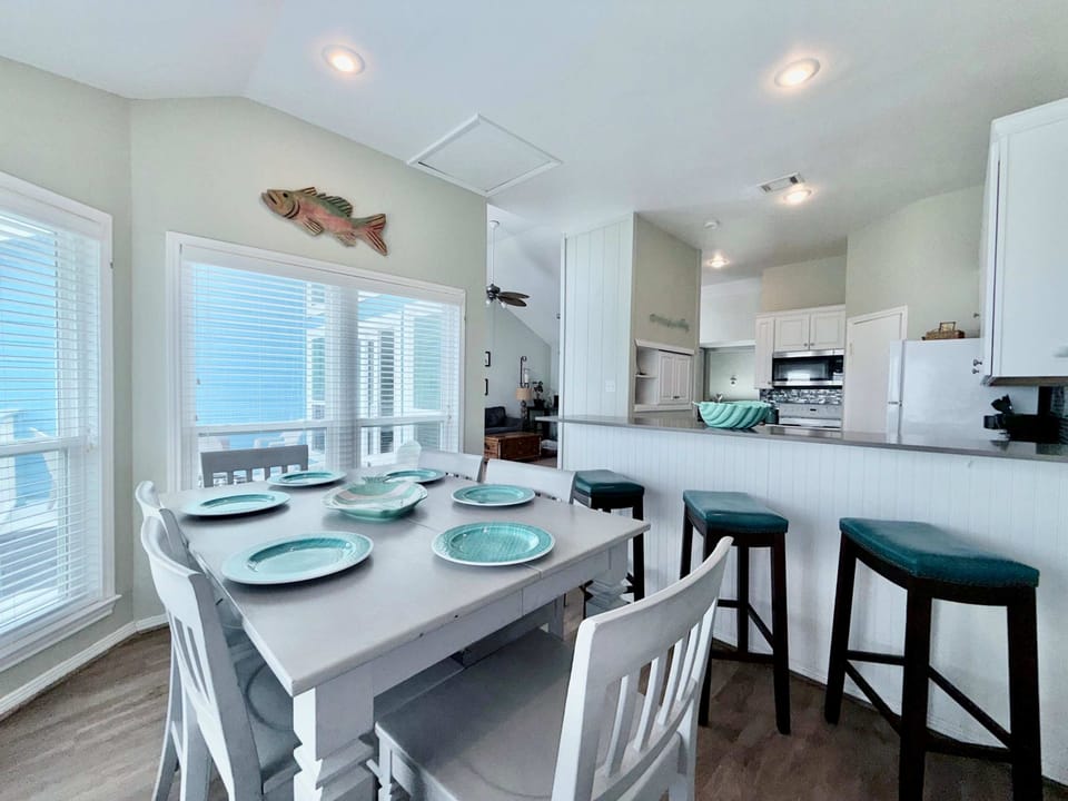 Townhome, Multiple Beds, Ocean View (Casa Pelicano) | Dining