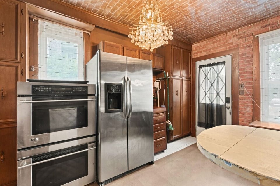 Kitchen | Stainless Steel Appliances | Chandelier Lighting
