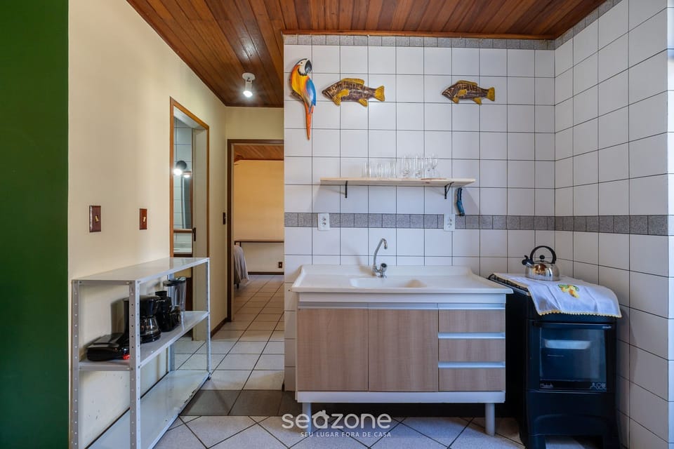 Basic Apartment | Private kitchen