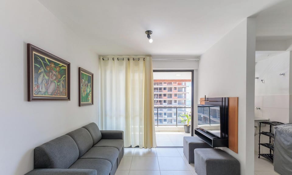 Basic Apartment | Living area | 40-inch TV with digital channels