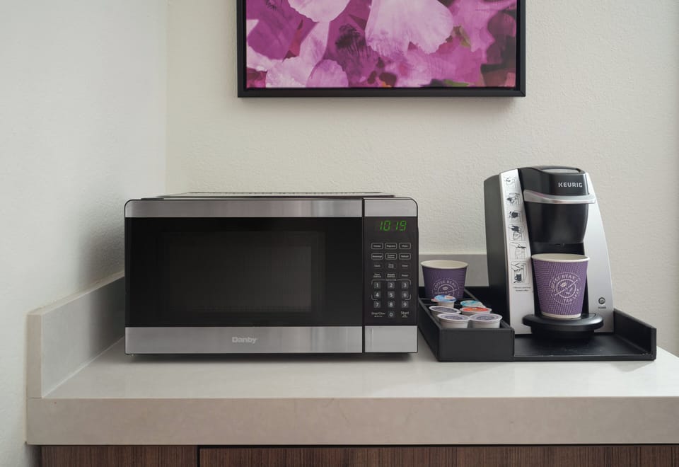 Premium bedding, minibar, in-room safe, iron/ironing board