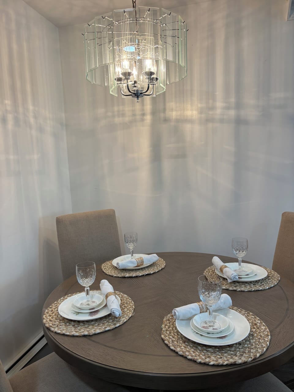 Dinning table 