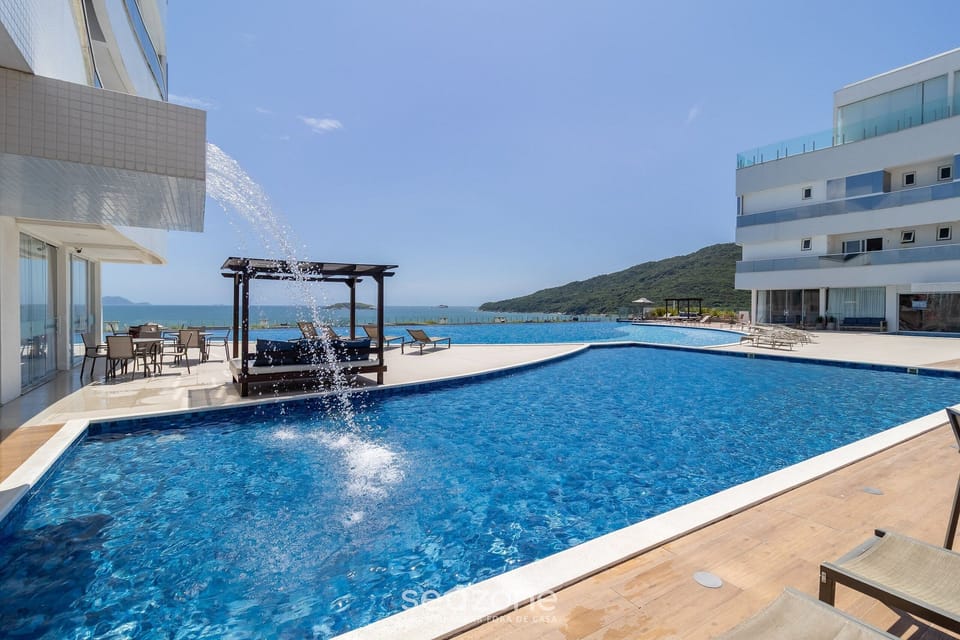 Basic Apartment | Pool