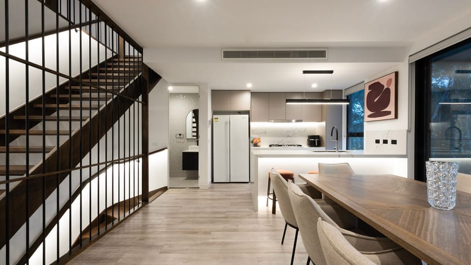 Fully equipped modern kitchen with everything you need to cook and entertain.