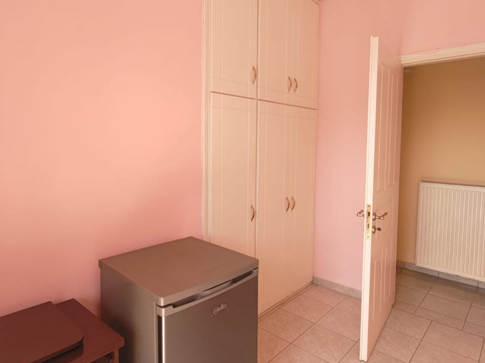 interior, indoor, refrigerator