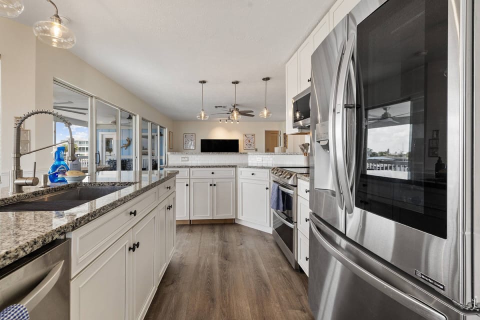 Open Kitchen for Entertaining