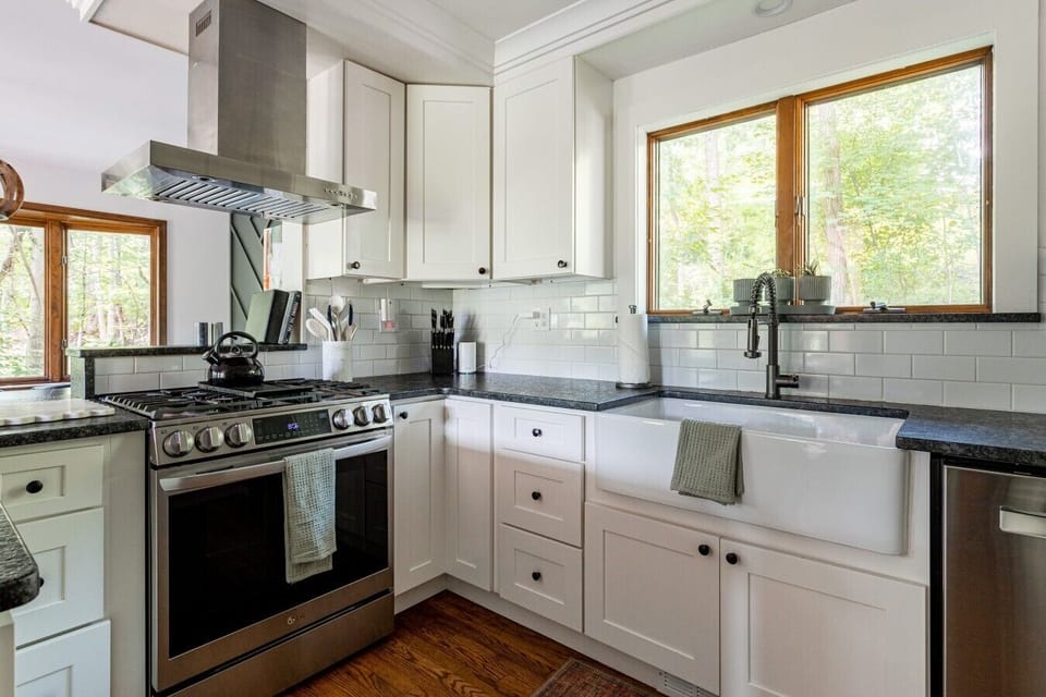 Everything you need to prepare meals, snacks, or a weekend brunch with friends and family