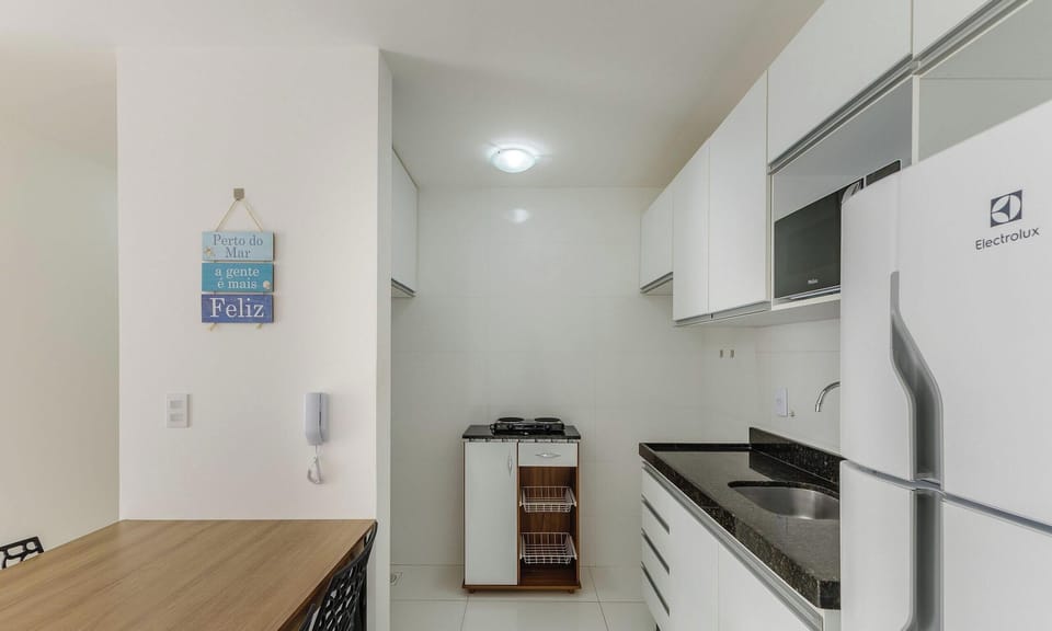 Basic Apartment | Private kitchen