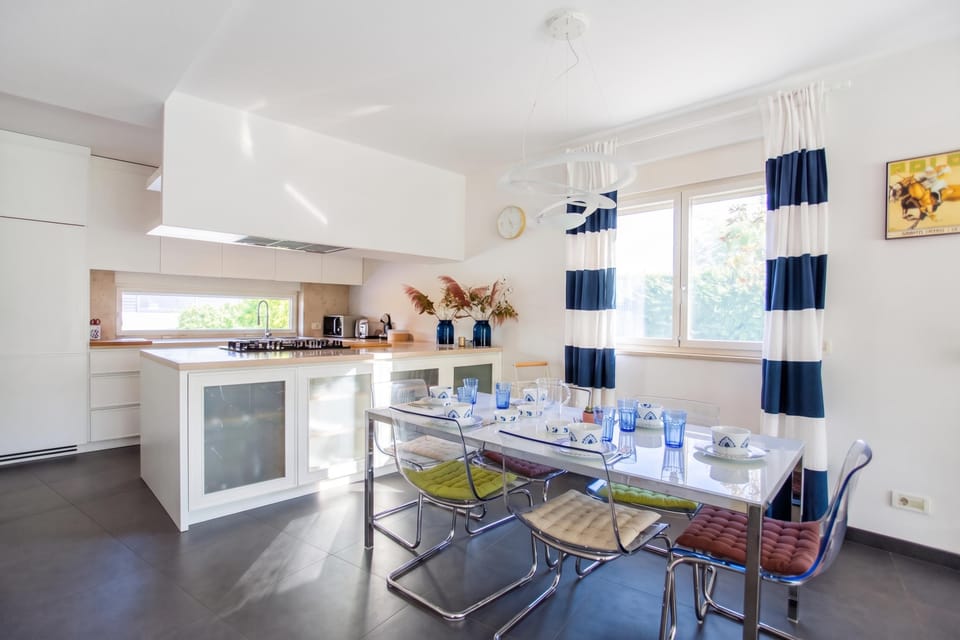 Kitchen and dining area