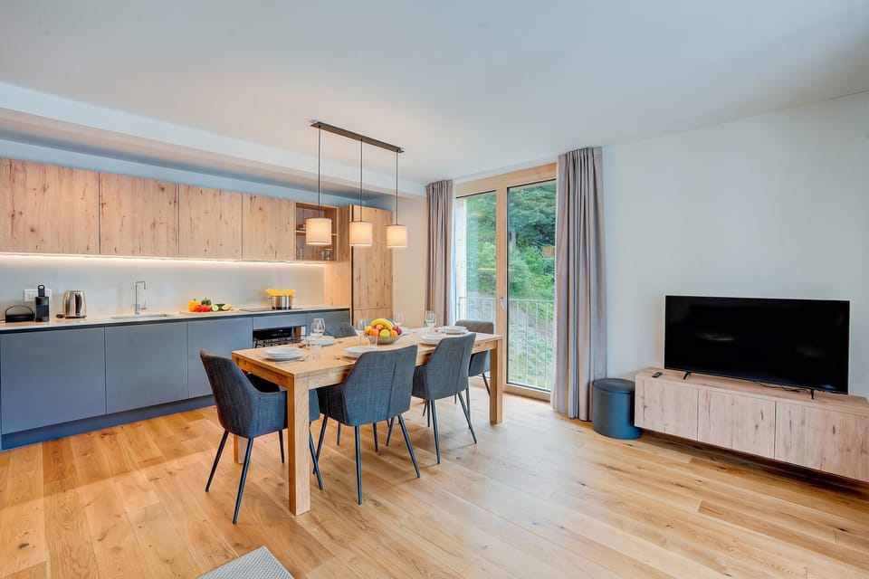 Kitchen and dining area
