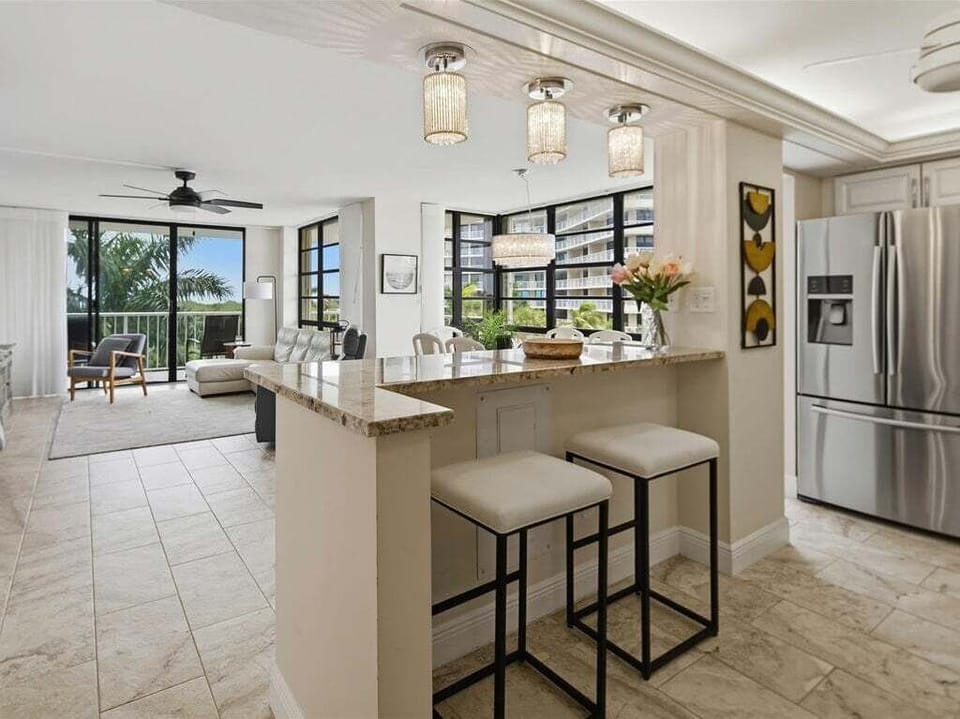 Breakfast Bar
