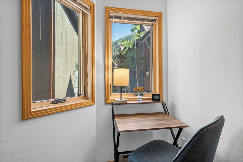 Sweet desk area for any work or enjoying a bite.