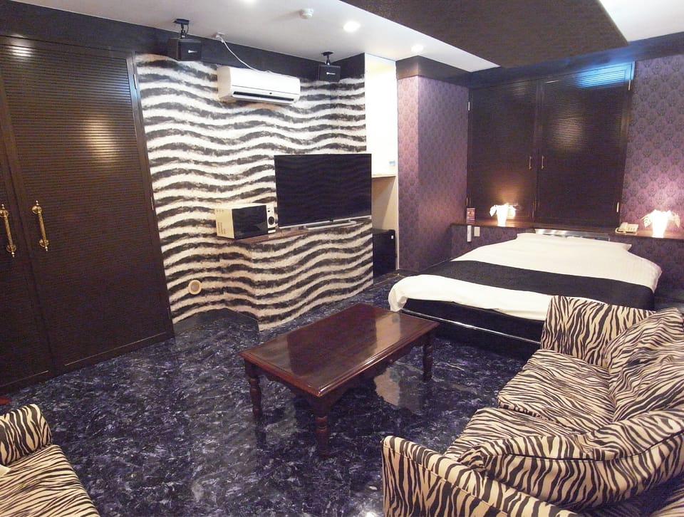 Standard Double Room | WiFi (free)