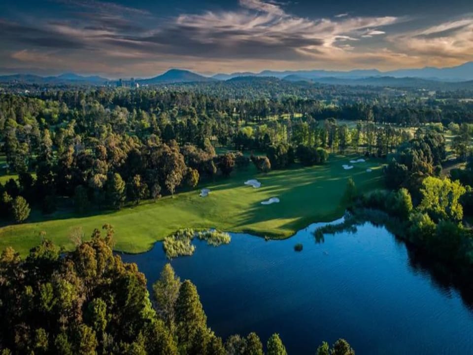 ⛳ Capital Golf Club & Fairway Views