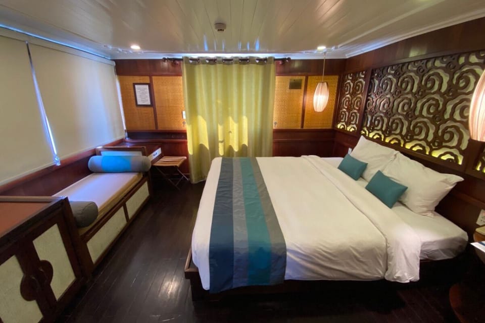 Junior Cabin, Balcony, Sea View | WiFi (free)