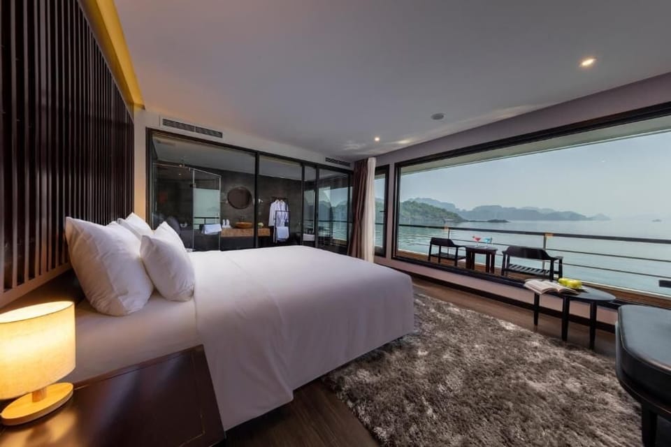 Luxury Cabin, Balcony, Sea View | WiFi (free)
